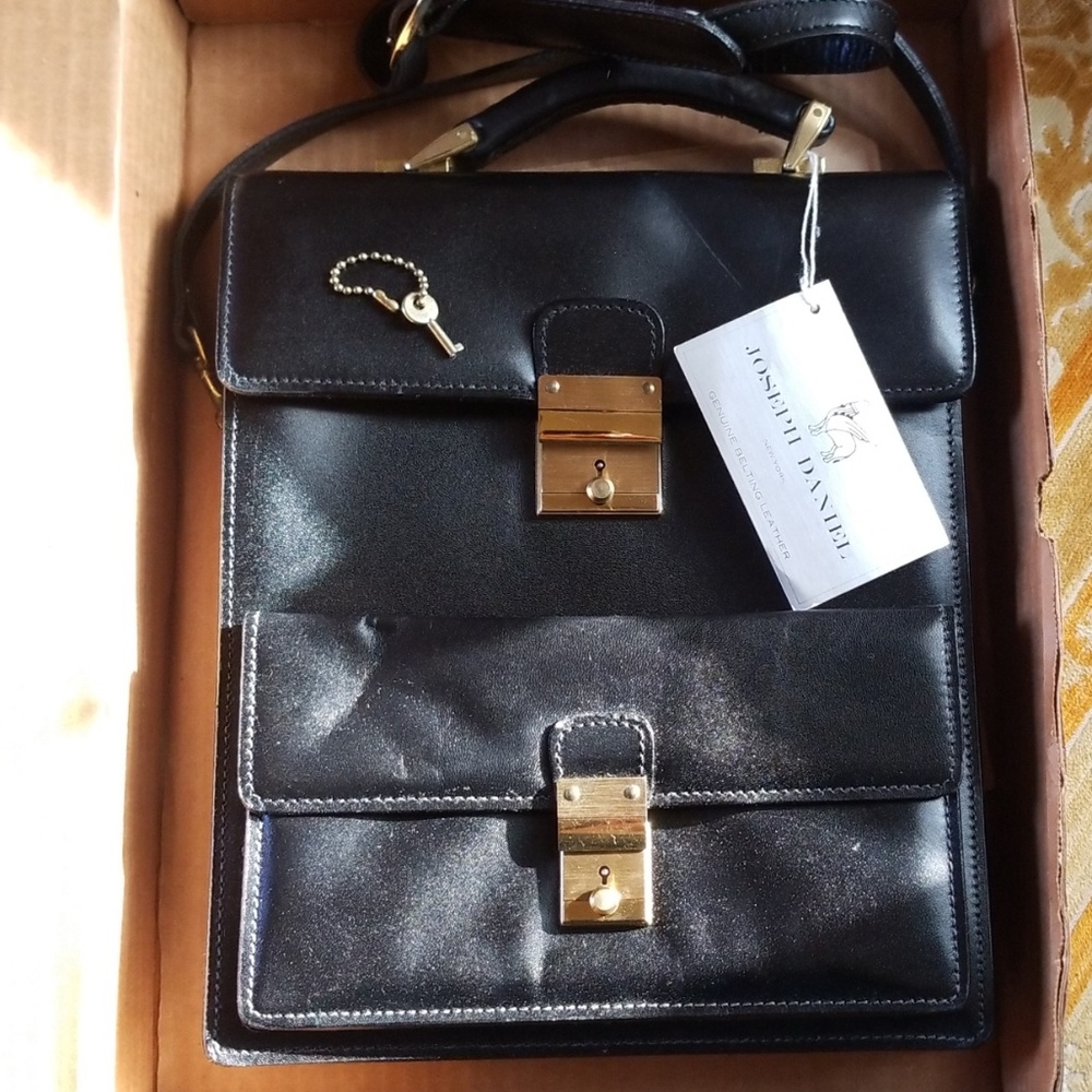 Vintage Leather bag in box!